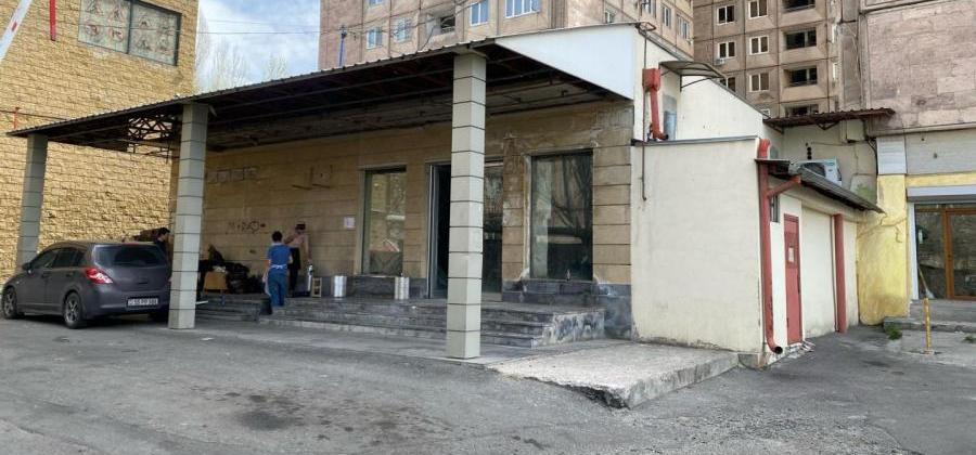 Երևան, Մալաթիա-Սեբաստիա Զ. Անդրանիկի փողոց 46/1,  հասարակական շինություն